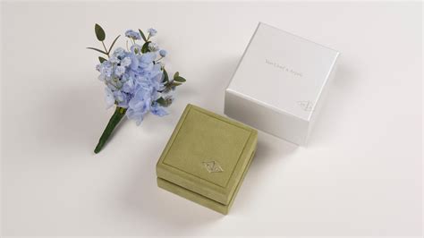 van cleef and arpels order online